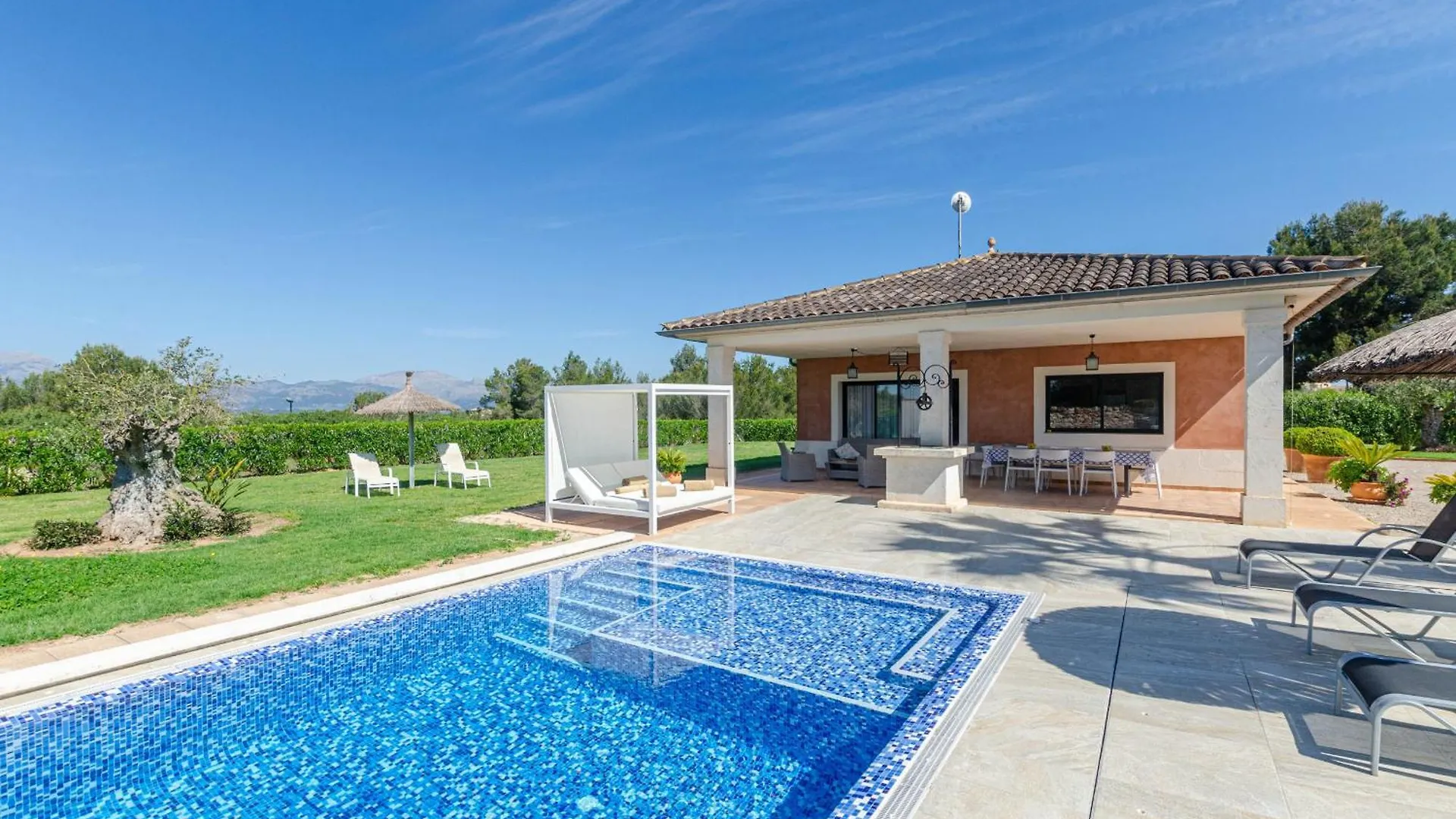 Yourhouse Romani Villa مورو